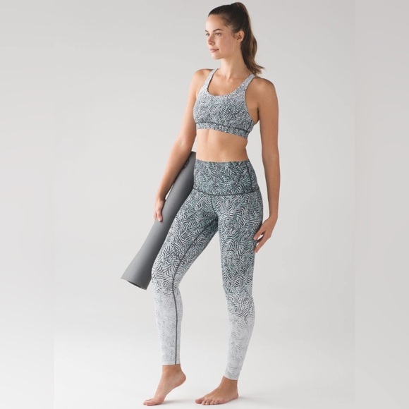 lululemon athletica Pants - LULULEMON Wunder Under Pant (Hi-Rise) (Dazzle Nulux)Leggings Size 4
